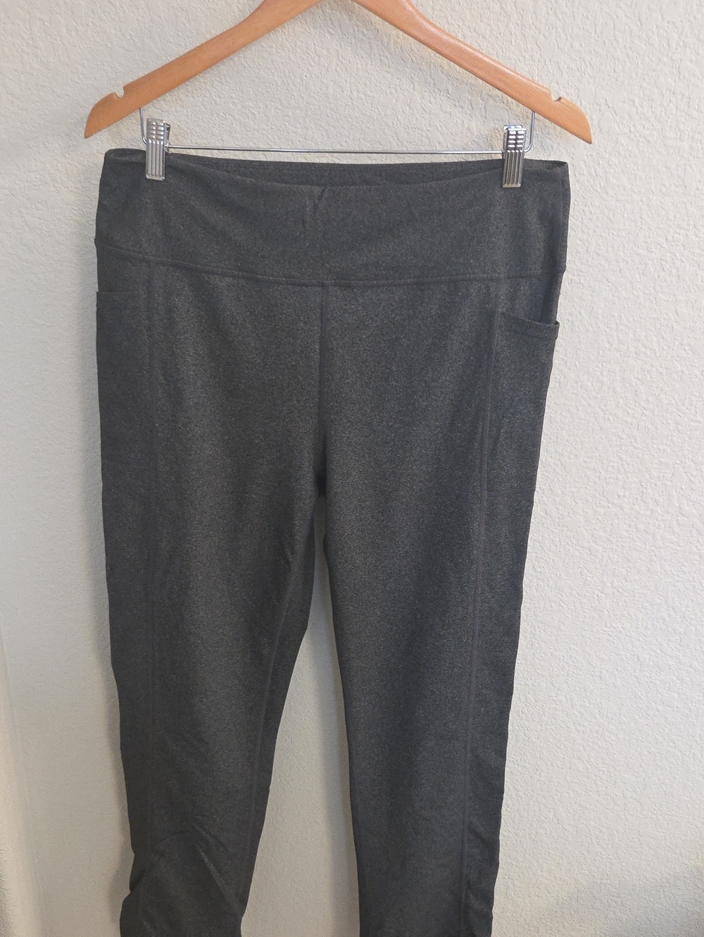 Skechers Heathered Charcoal Pocket Leggings